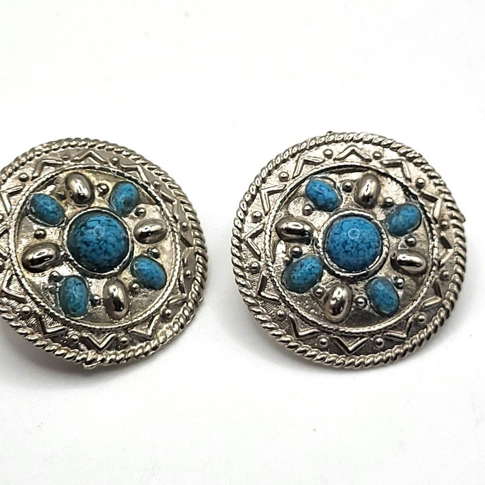 Native Southwestern Style Turquoise Color Silvertone Earrings 1.4in